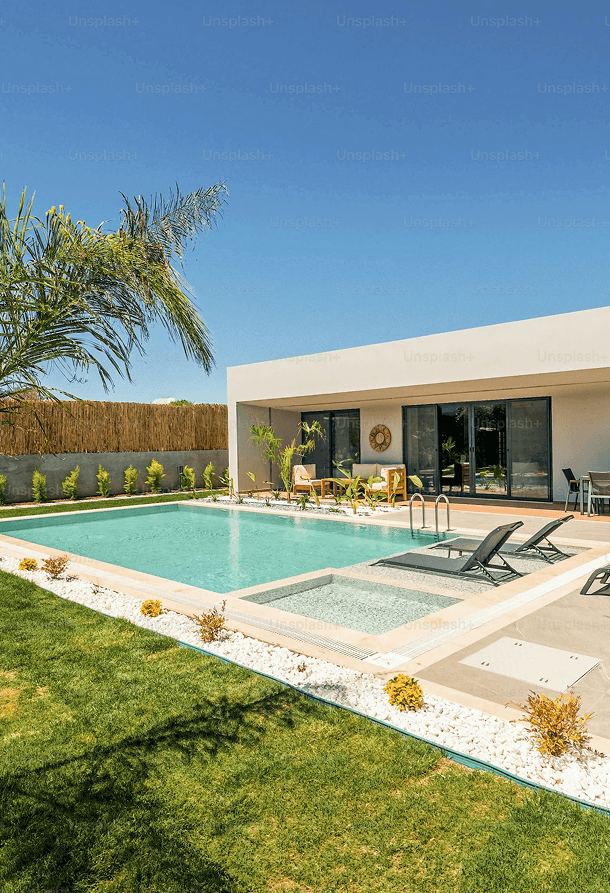 Luxury villa with swimming pool